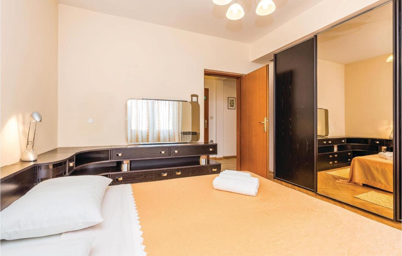 Lovely Apartment In Matulji With Kitchen Extérieur photo